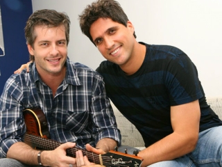 Dupla Victor e Léo se apresentam dia 4 em São Gabriel.