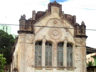 Casarão foi sede do Consulado Português em Três Lagoas.