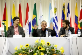 Juca ressaltou necessidade de o Mercosul Cultural criar processos que interfiram na economia da cultura (Foto: Janine Moraes)