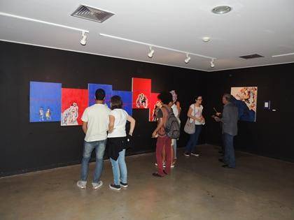 O museu dispõe de quatro salas para exposições temporárias para a divulgação dos trabalhos de artista contemporâneo e o reconhecimento do artista consagrado, e uma sala com exposição de longa duração de obras do seu acervo. 