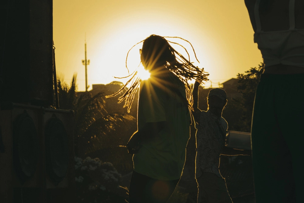 Bloco Reggae 13 Anos celebra a cultura reggae com música e arte 